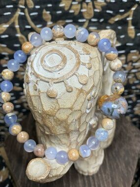 Skin on Chalcedony 6mm with OJ Narwhal